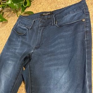 Max Jeans Skimmer Blue Jeans 6 with Zippers